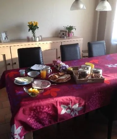 Bed & Breakfast Chez Nous. Couvin